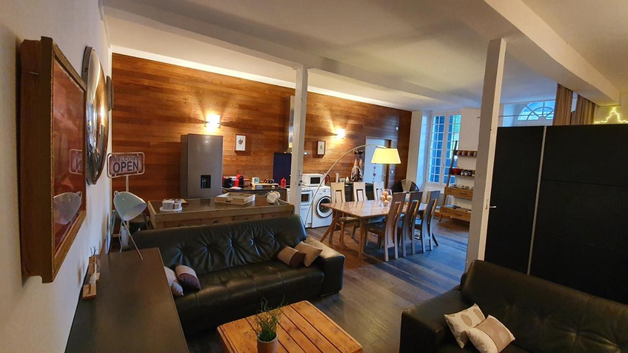 Chocolat Apartment Bagneres-de-Bigorre Bagian luar foto